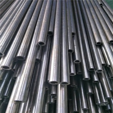 45#冷拔精拉精密無(wú)縫鋼管光亮空心圓管40cr小口徑薄壁精密鋼管第4張