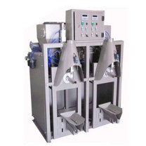 石灰粉鈣粉包裝機(jī) 閥口包裝機(jī)械 億誠 運(yùn)行穩(wěn)定YC-BZ086