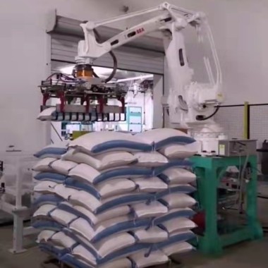 碼垛機(jī)械手 流水線氣動(dòng)平衡助力 硬臂式搬運(yùn)設(shè)備 宗源機(jī)械第1張