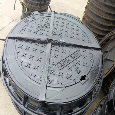 球墨鑄鐵井蓋 規(guī)格600x700x800x900mm 重型EN124D400第4張