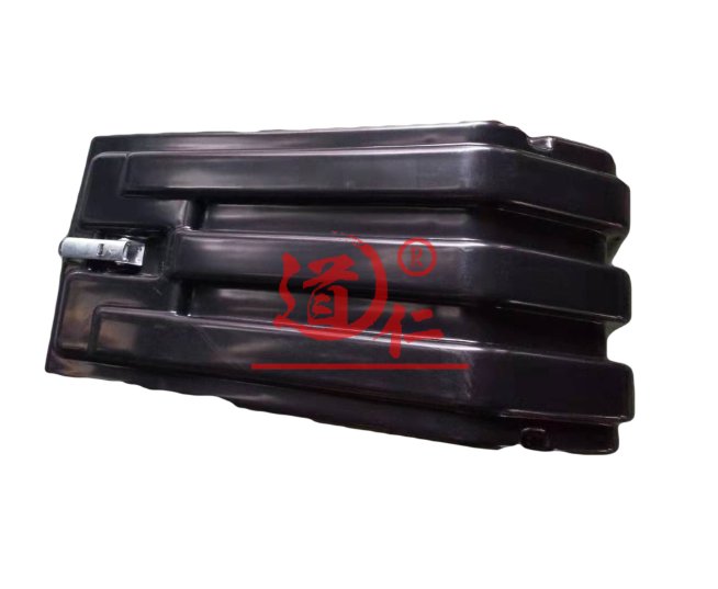 奔馳卡車電瓶蓋子 奔馳重卡2644/2646系列通用 奔馳卡車配件第1張